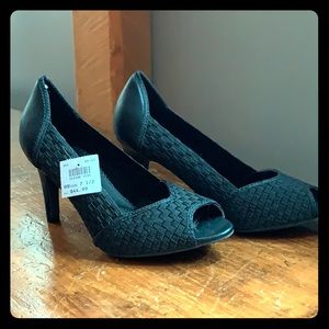Dexflex by Dexter peep toe heels